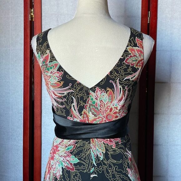 Evan Picone Black Chiffon Dress w/ Floral Designs & Satin Sash (Size: 10P) - Picture 11 of 14